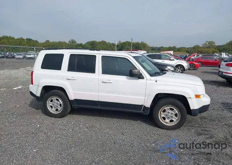 2016 Jeep Patriot Sport из США, поврежденный, VIN 1C4NJRBB8GD542438